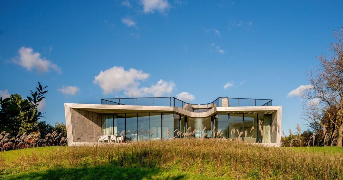 Dutch Luxury Glass Villa | IQ Glass International | IQ Glass International